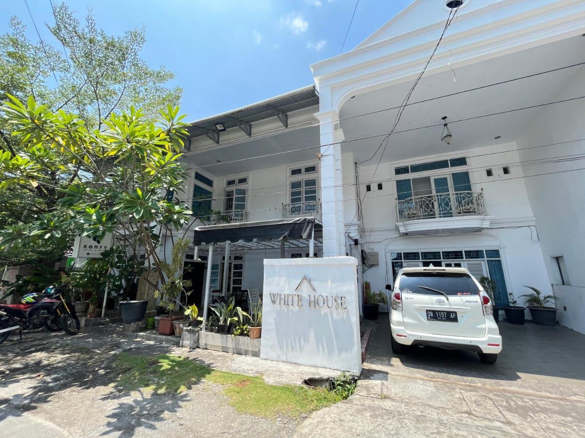Reddoorz Near Kantor Walikota Manado Eksteriør billede