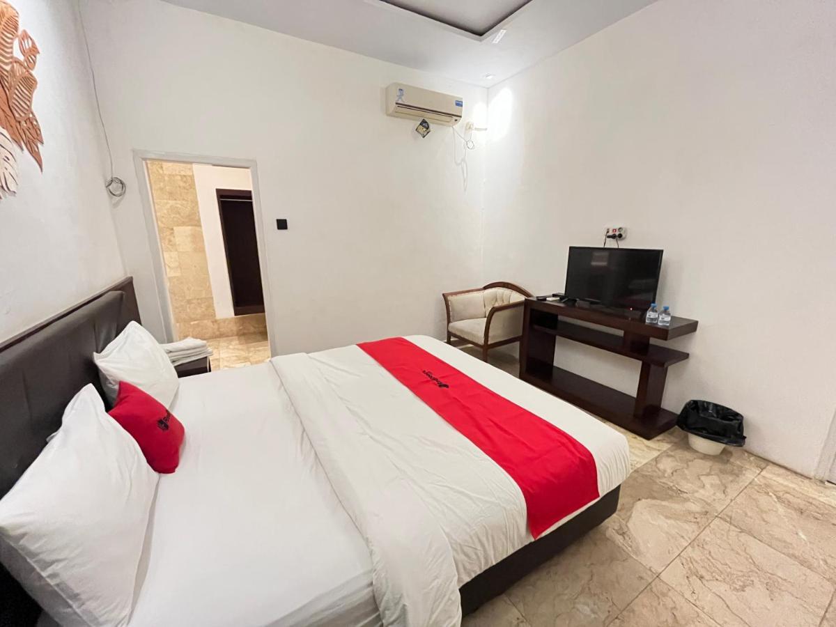 Reddoorz Near Kantor Walikota Manado Eksteriør billede