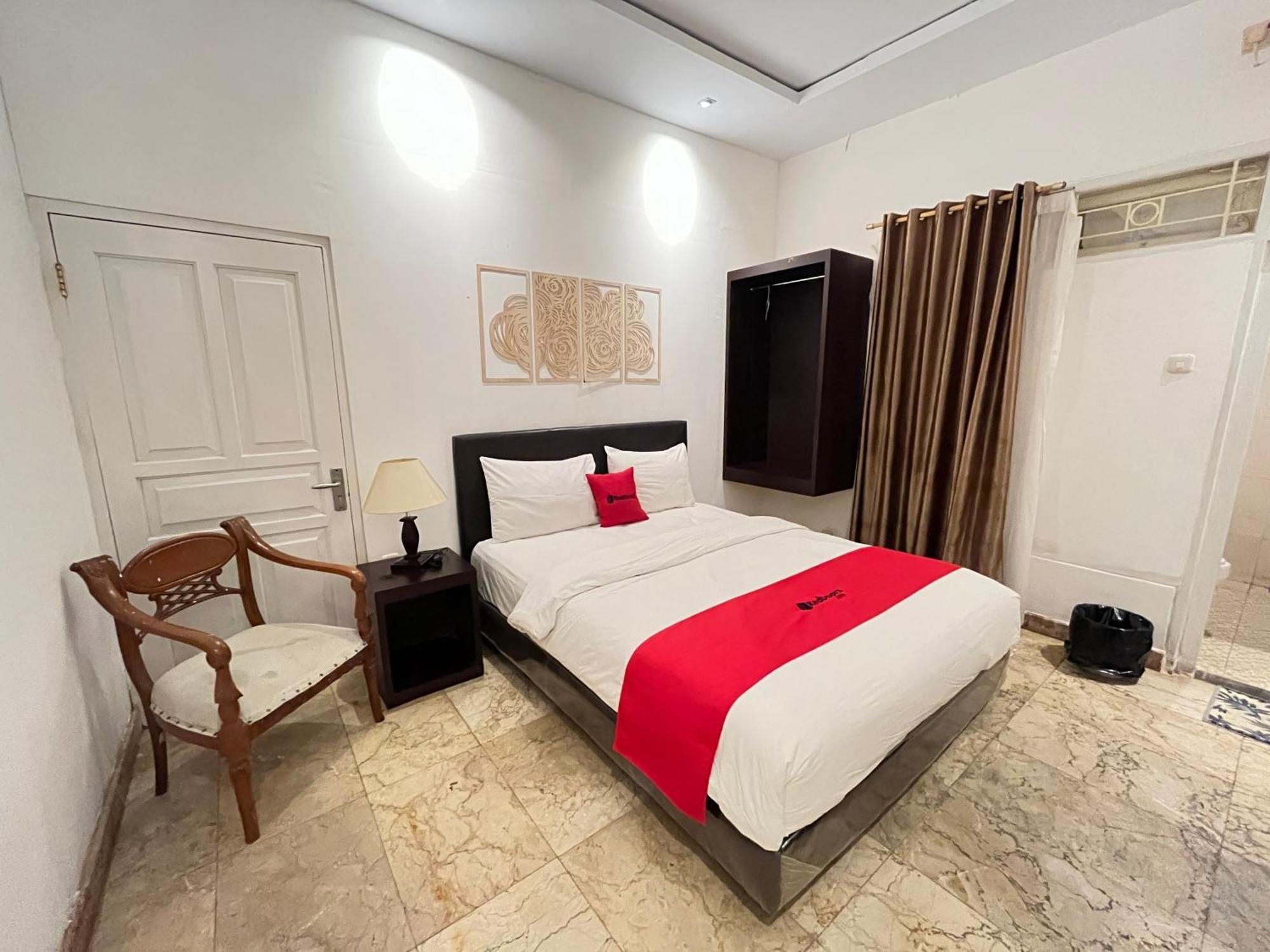 Reddoorz Near Kantor Walikota Manado Eksteriør billede